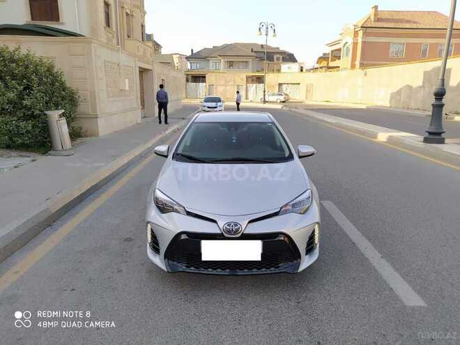 Toyota Corolla 2017, 44,500 km - 1.8 л - Bakı
