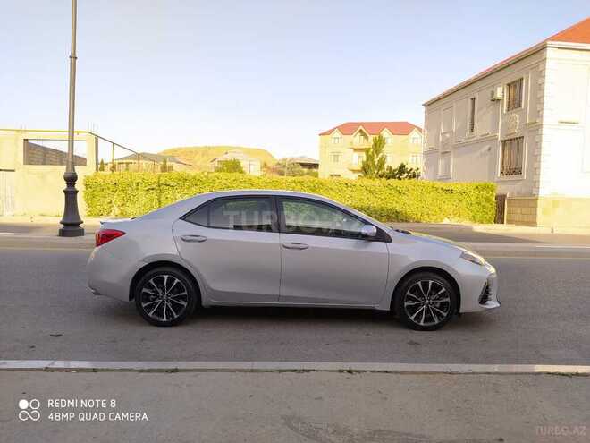 Toyota Corolla 2017, 44,500 km - 1.8 л - Bakı