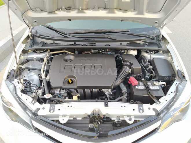 Toyota Corolla 2017, 44,500 km - 1.8 л - Bakı