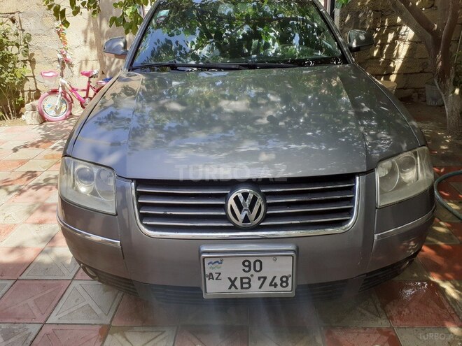 Volkswagen Passat 2003, 30,000 km - 1.8 l - Sumqayıt