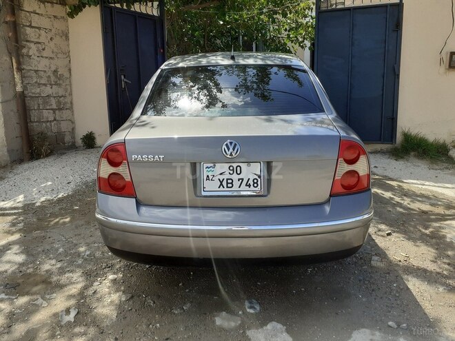 Volkswagen Passat 2003, 30,000 km - 1.8 l - Sumqayıt