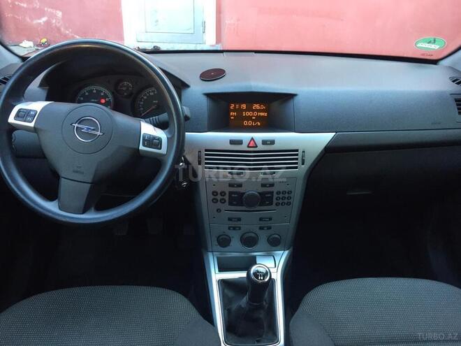 Opel Astra 2009, 165,000 km - 1.4 l - Bakı