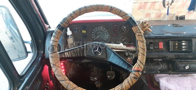Mercedes 208 D 1991, 456,321 km - 2.4 l - Astara