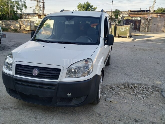 Fiat Doblo 2010, 243,000 km - 1.4 l - Bakı