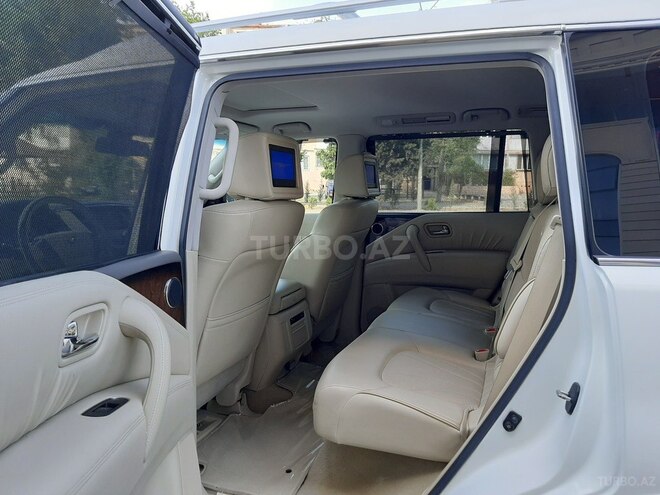 Infiniti QX56 2011, 97,000 km - 5.6 l - Bakı