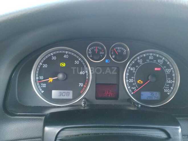 Volkswagen Passat 2004, 285,983 km - 1.8 л - Bakı
