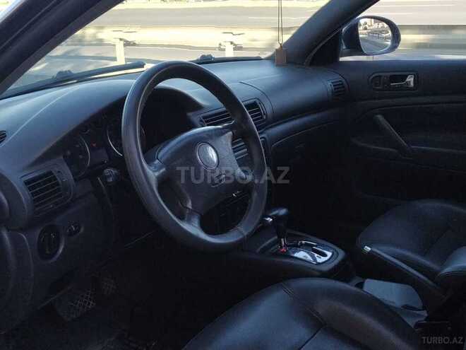 Volkswagen Passat 2004, 285,983 km - 1.8 л - Bakı