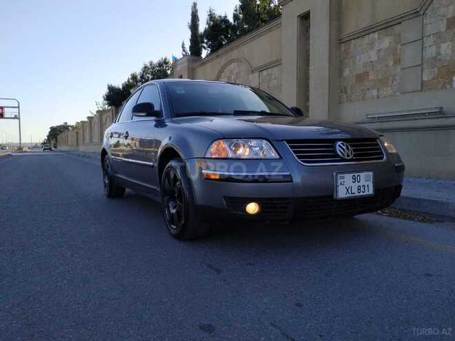 Volkswagen Passat 2004, 285,983 km - 1.8 л - Bakı