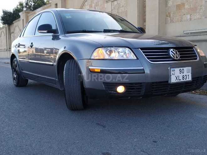 Volkswagen Passat 2004, 285,983 km - 1.8 л - Bakı