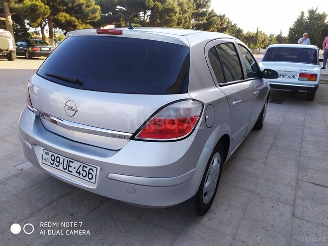 Opel Astra 2006, 300,000 km - 1.3 l - Bakı