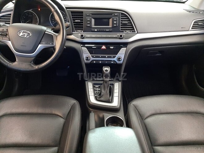 Hyundai Elantra 2015, 45,000 km - 1.6 l - Bakı