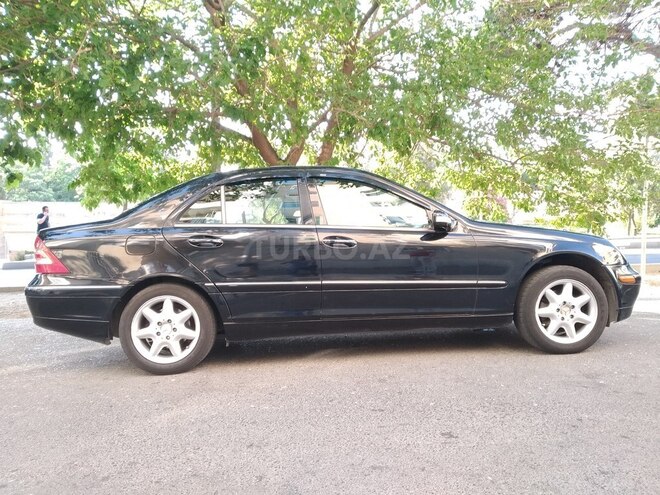 Mercedes C 250 2001, 260,000 km - 0.3 l - Bakı