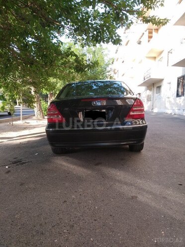 Mercedes C 250 2001, 260,000 km - 0.3 l - Bakı