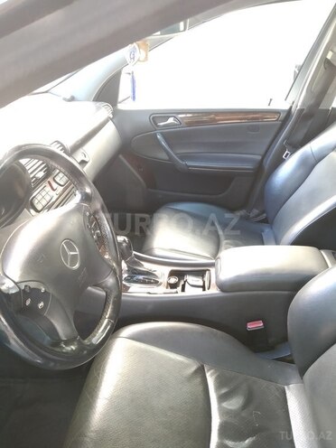 Mercedes C 250 2001, 260,000 km - 0.3 l - Bakı