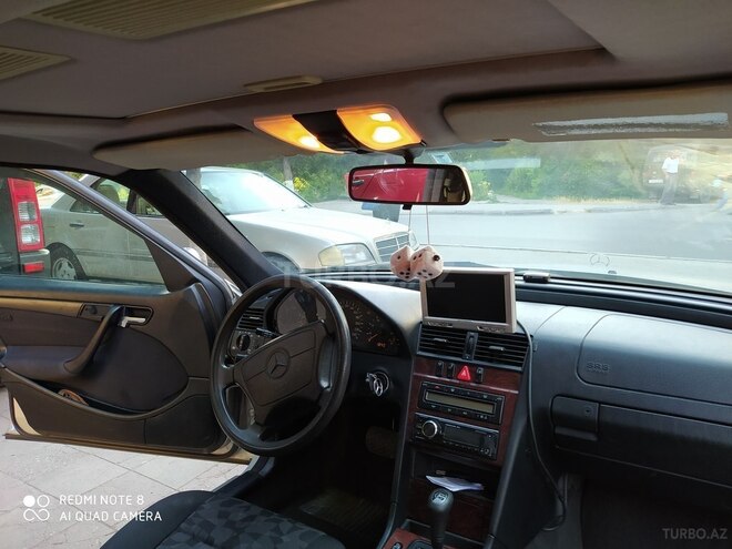Mercedes C 200 1998, 132,000 km - 2.0 l - Bakı