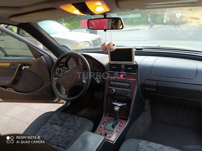 Mercedes C 200 1998, 132,000 km - 2.0 l - Bakı