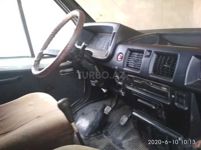GAZ 3302-744 2001, 280,000 km - 2.4 l - Hacıqabul