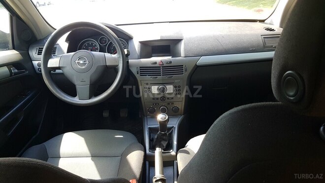 Opel Astra 2004, 287,000 km - 1.4 л - Bakı