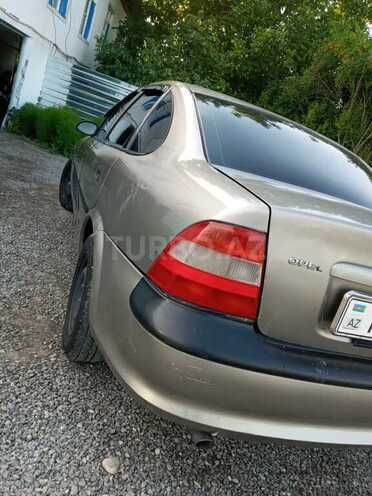 Opel Vectra 1997, 264,660 km - 1.6 l - Ağdaş