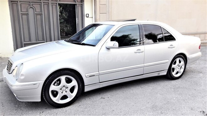 Mercedes E 240 2000, 223,000 km - 2.6 l - Bakı