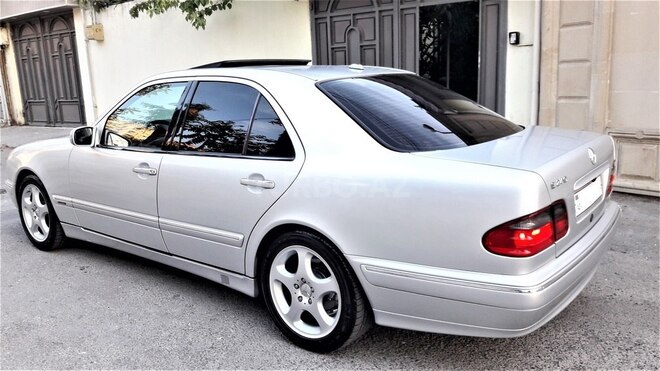 Mercedes E 240 2000, 223,000 km - 2.6 l - Bakı