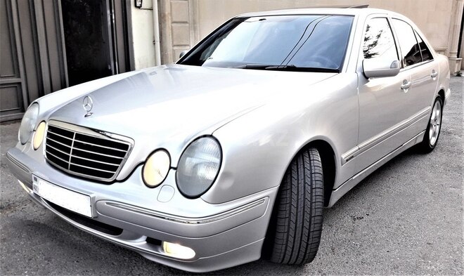 Mercedes E 240 2000, 223,000 km - 2.6 l - Bakı