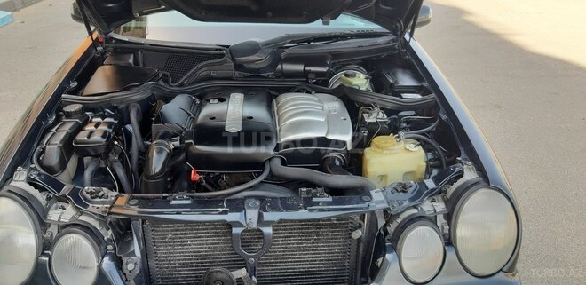 Mercedes E 220 1999, 250,000 km - 2.2 l - Sumqayıt