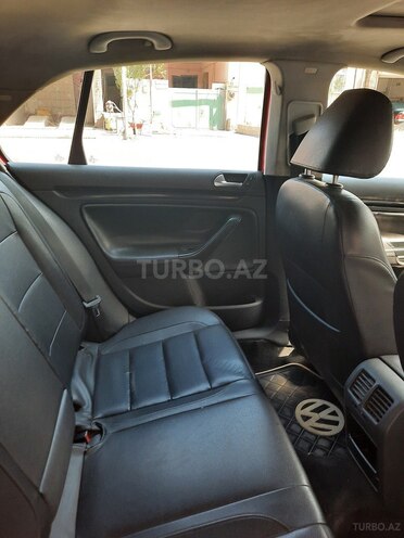 Volkswagen Jetta 2009, 200,000 km - 2.5 l - Bakı