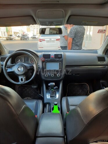 Volkswagen Jetta 2009, 200,000 km - 2.5 l - Bakı