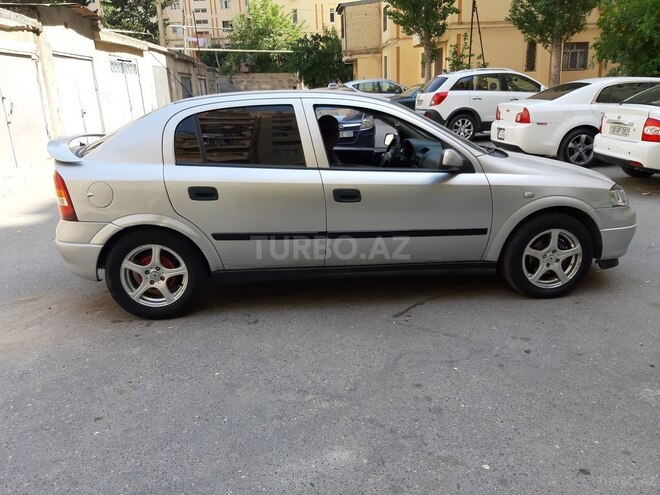Opel Astra 2000, 220,000 km - 1.6 l - Bakı