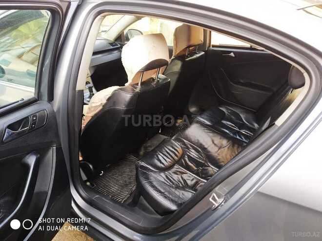 Volkswagen Passat 2005, 200,000 km - 2.0 л - Şəki