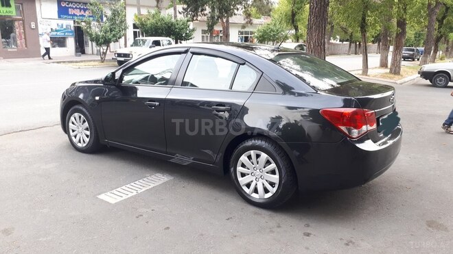 Chevrolet Cruze 2012, 140,000 km - 1.6 l - Qax