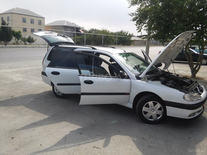 Renault Laguna 1996, 298,000 km - 2.0 l - Sumqayıt
