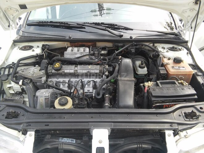 Renault Laguna 1996, 298,000 km - 2.0 l - Sumqayıt