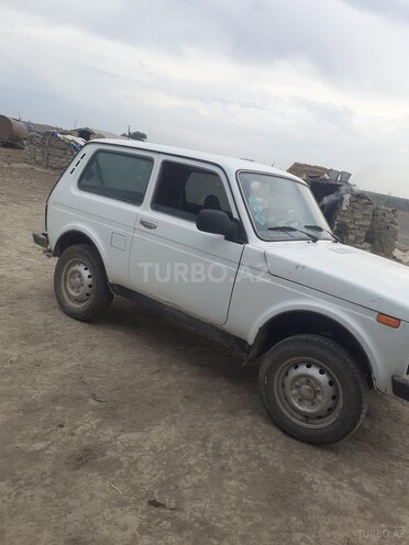 LADA (VAZ) Niva 2013, 68,500 km - 1.7 l - Salyan