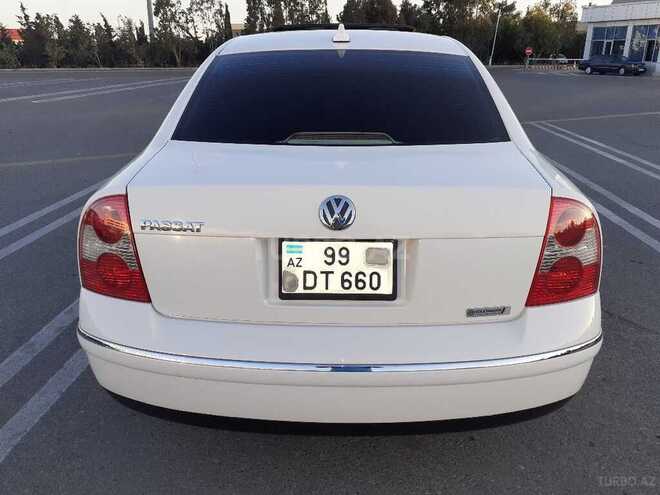 Volkswagen Passat 2003, 233,000 km - 1.8 l - Bakı