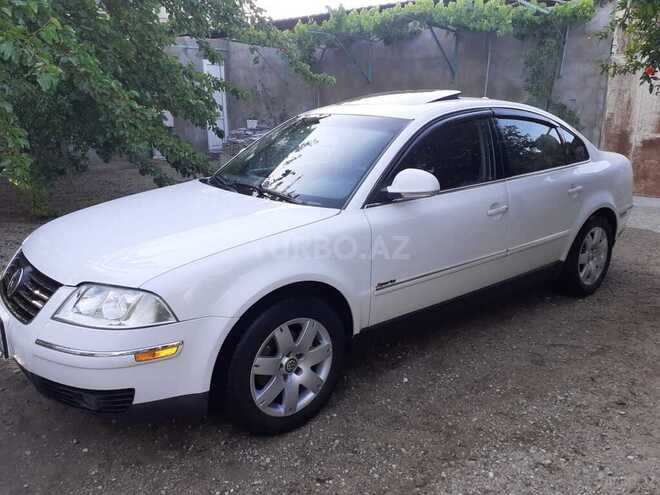 Volkswagen Passat 2003, 233,000 km - 1.8 l - Bakı