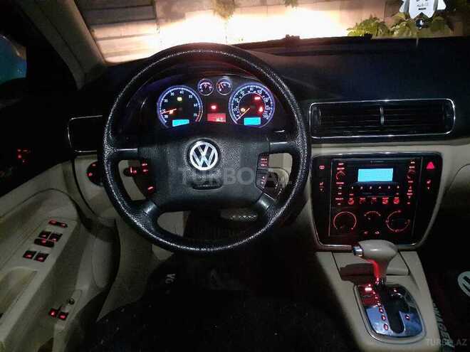 Volkswagen Passat 2003, 233,000 km - 1.8 l - Bakı