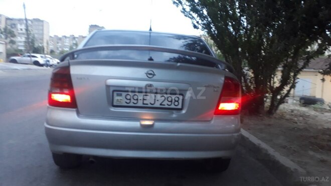 Opel Astra 2002, 282,000 km - 1.8 l - Bakı
