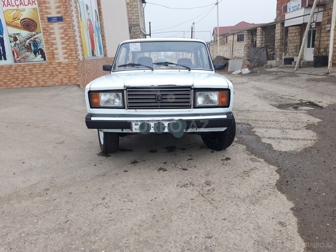 LADA (VAZ) 2107 2009, 175,000 km - 1.6 л - Quba