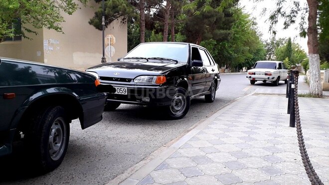 LADA (VAZ) 2115 2011, 153,000 km - 1.6 l - Salyan