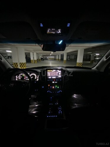 Toyota Land Cruiser 2018, 17,683 km - 4.6 l - Bakı