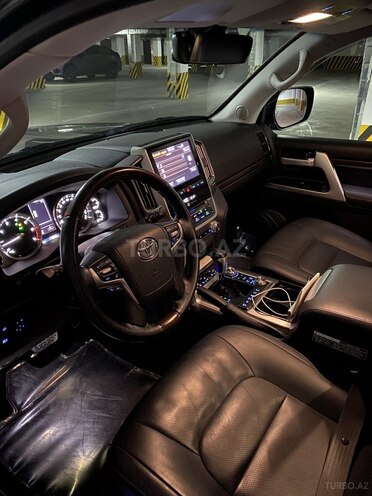 Toyota Land Cruiser 2018, 17,683 km - 4.6 l - Bakı