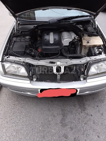 Mercedes C 220 2000, 520,000 km - 2.2 l - Bakı