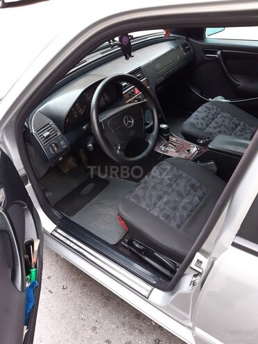 Mercedes C 220 2000, 520,000 km - 2.2 l - Bakı