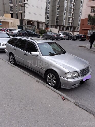 Mercedes C 220 2000, 520,000 km - 2.2 l - Bakı