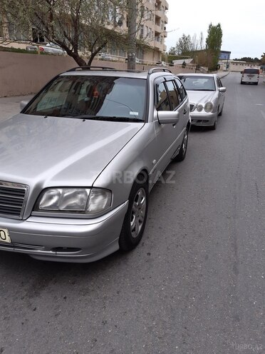 Mercedes C 220 2000, 520,000 km - 2.2 l - Bakı