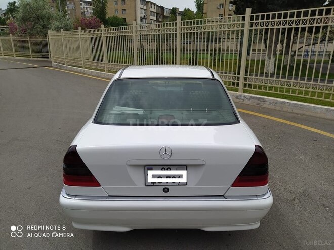 Mercedes C 230 1997, 247,000 km - 2.3 l - Sumqayıt