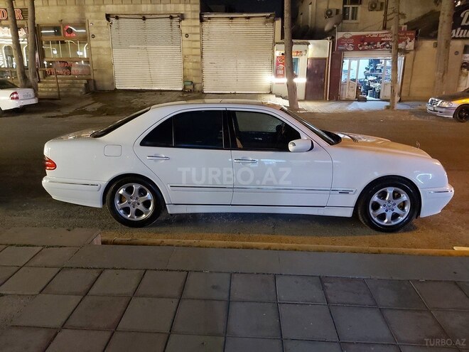 Mercedes E 320 2000, 128,300 km - 3.2 л - Bakı