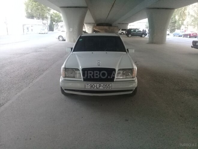 Mercedes E 280 1994, 460,000 km - 2.8 l - Bakı